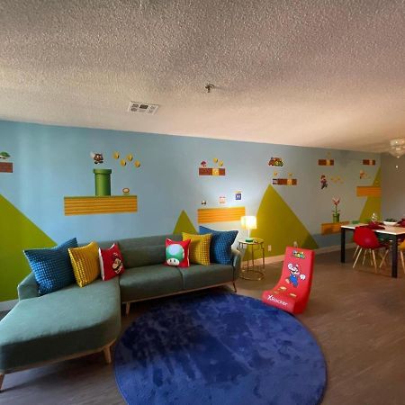 Hollywood Apartment Mario&Gucci With Pool Лос-Анджелес Экстерьер фото